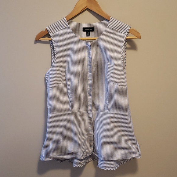 Le Chateau Medium peplum sleeveless blouse - Picture 3 of 8